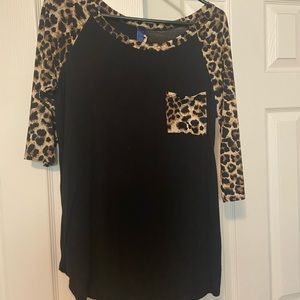 Cheetah print raglan